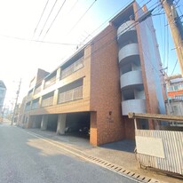 ベルメゾンまつなみ